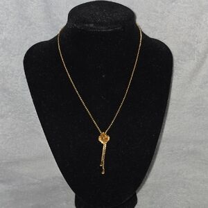 Elegant Gold Tone Pendant Necklace